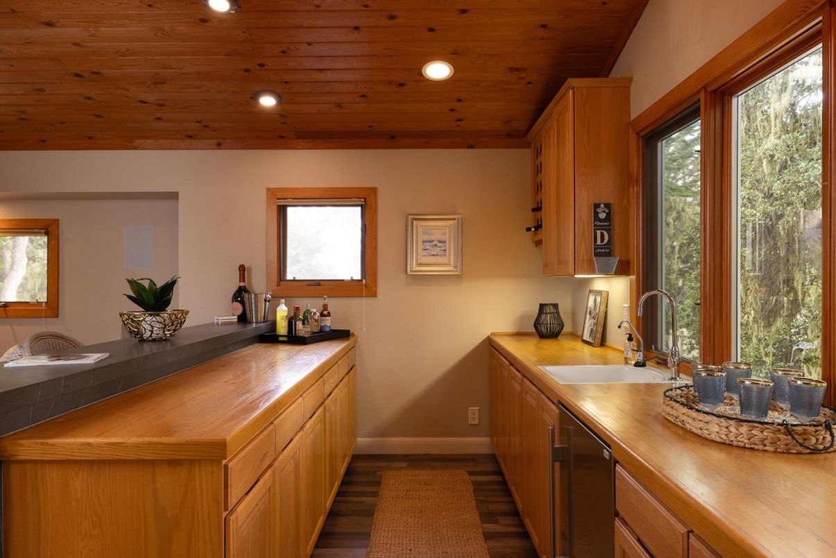Interior, Kitchen, Recessed Lighting, Wooden Ceilings, Wood Texture Flooring