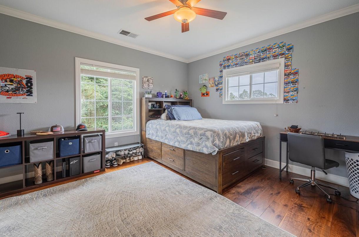 Bedroom, Home Office, Interior, Wood Texture Flooring