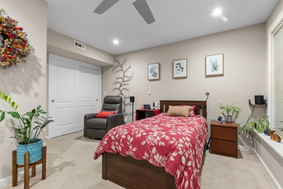 Bedroom, Interior, Recessed Lighting