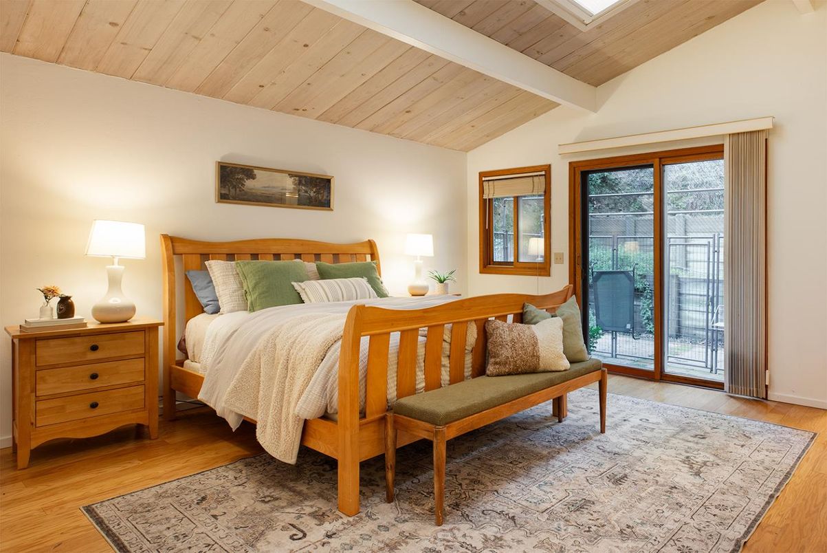 Bedroom, Interior, Wooden Ceilings, Wood Texture Flooring