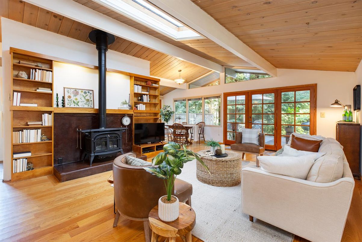 Dining room, Fireplace, Interior, Living room, Wooden Beams, Wooden Ceilings, Wood Texture Flooring