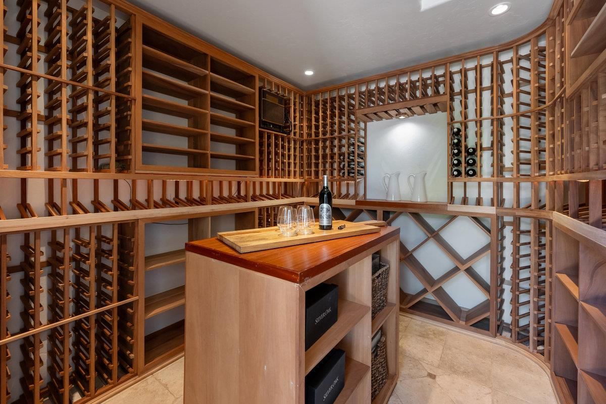 Interior, Recessed Lighting, Wine Storage