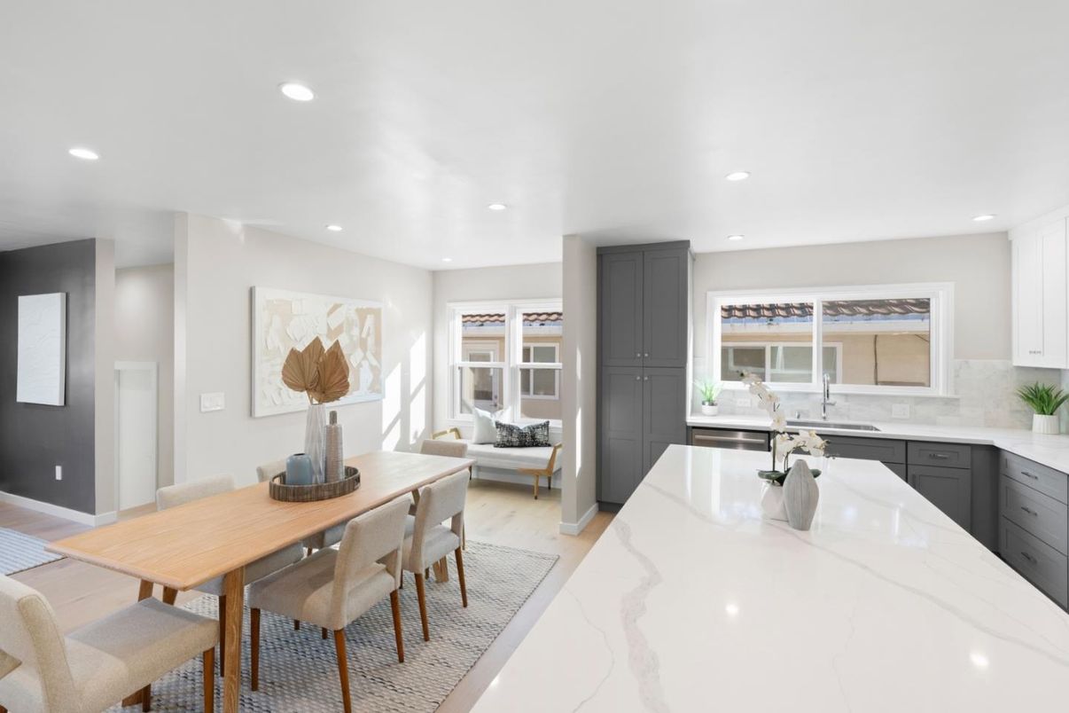 Dining room, Interior, Kitchen, Recessed Lighting, Wood Texture Flooring