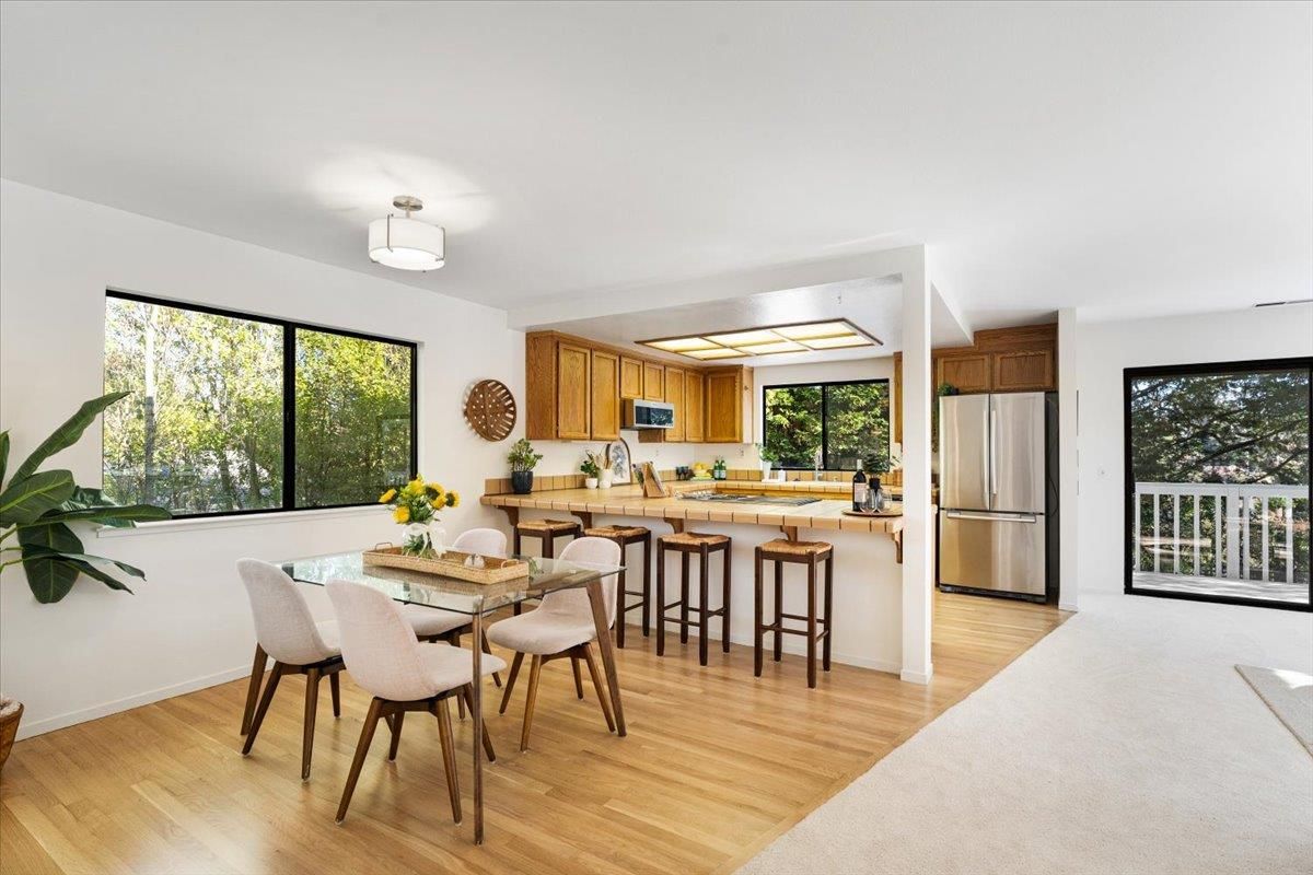 Dining room, Interior, Kitchen, Stainless Steel Appliances, Wood Texture Flooring