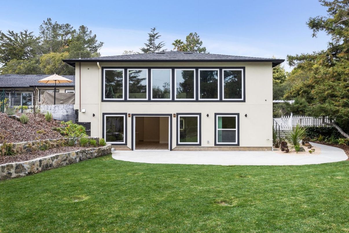 Backyard, Exterior, Facade, Modern