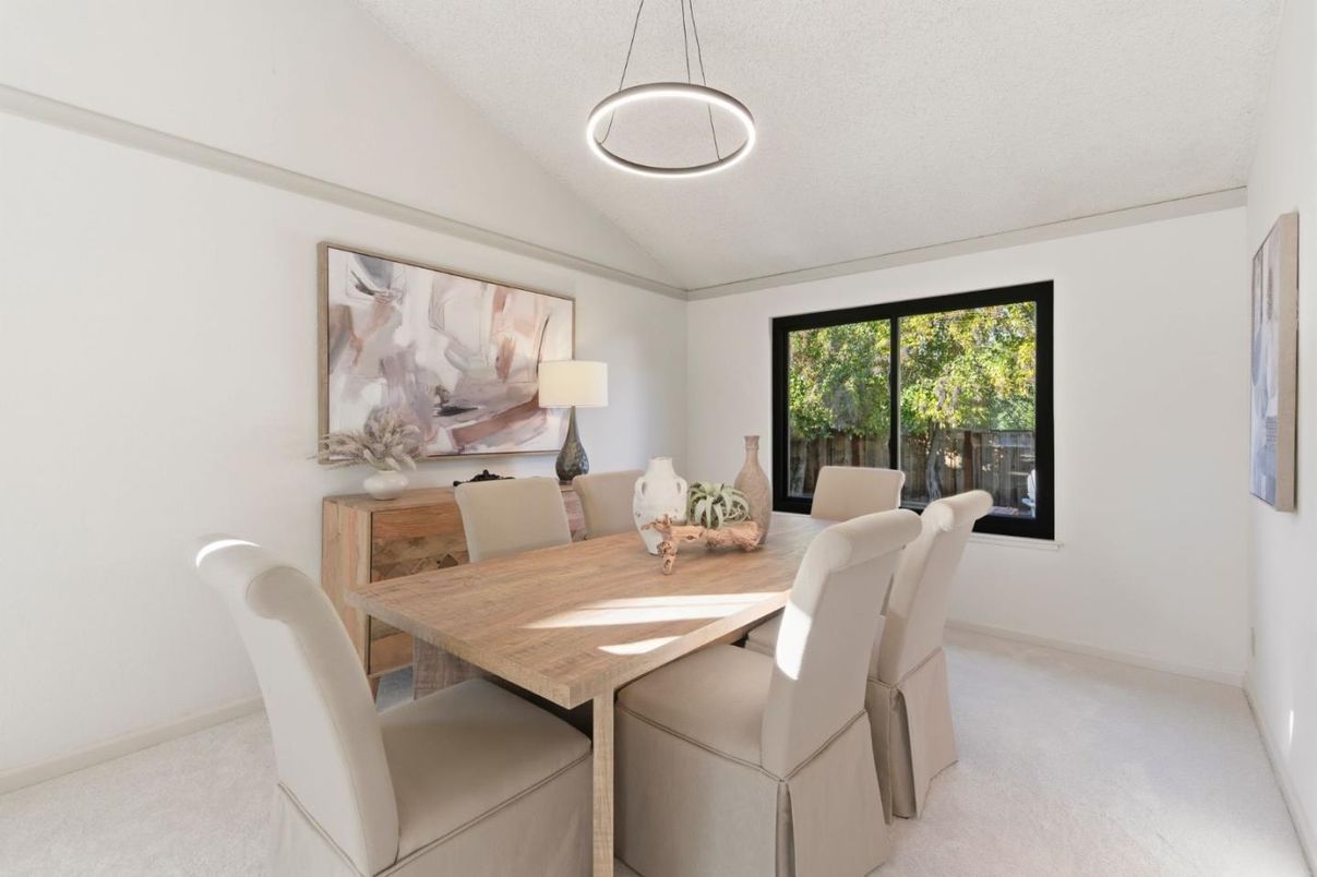 Dining room, Interior, Pendant Lights