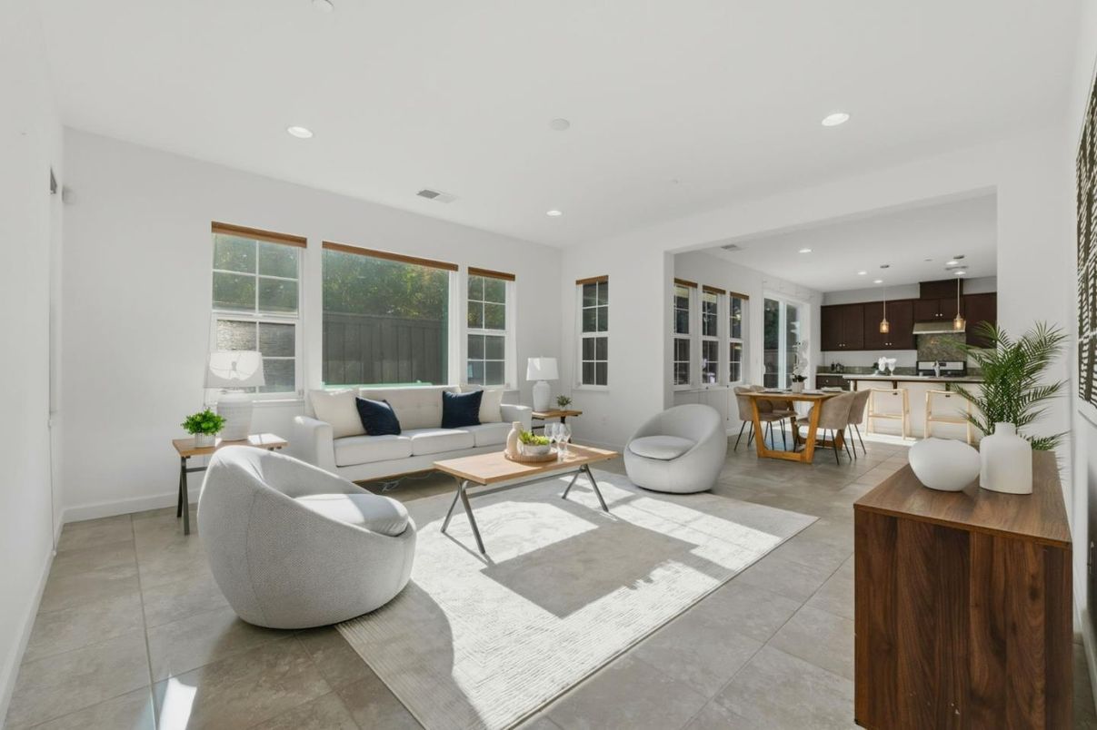 Dining room, Interior, Kitchen, Living room, Pendant Lights, Recessed Lighting