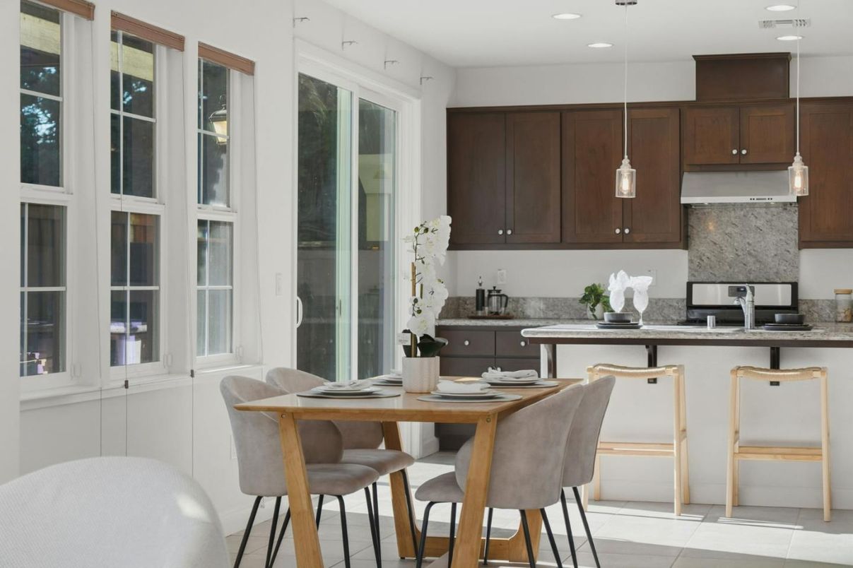 Dining room, Interior, Kitchen, Pendant Lights, Recessed Lighting