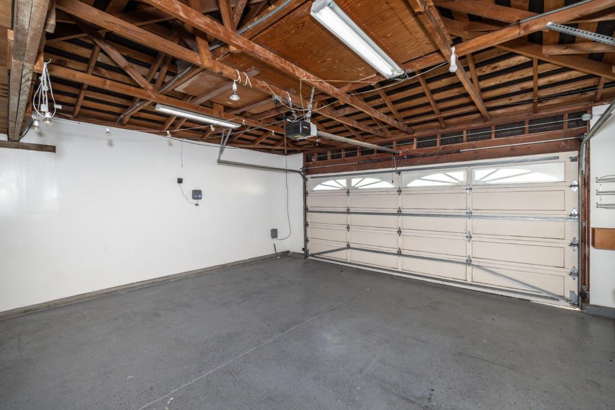 Garage, Interior, Wooden Beams, Wooden Ceilings