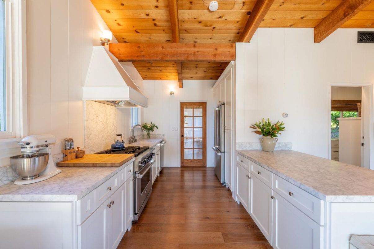 Interior, Kitchen, Stainless Steel Appliances, Wooden Beams, Wooden Ceilings, Wood Texture Flooring
