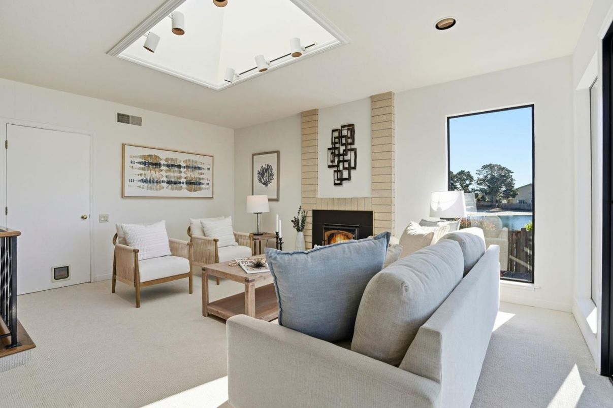 Fireplace, Interior, Living room, Recessed Lighting