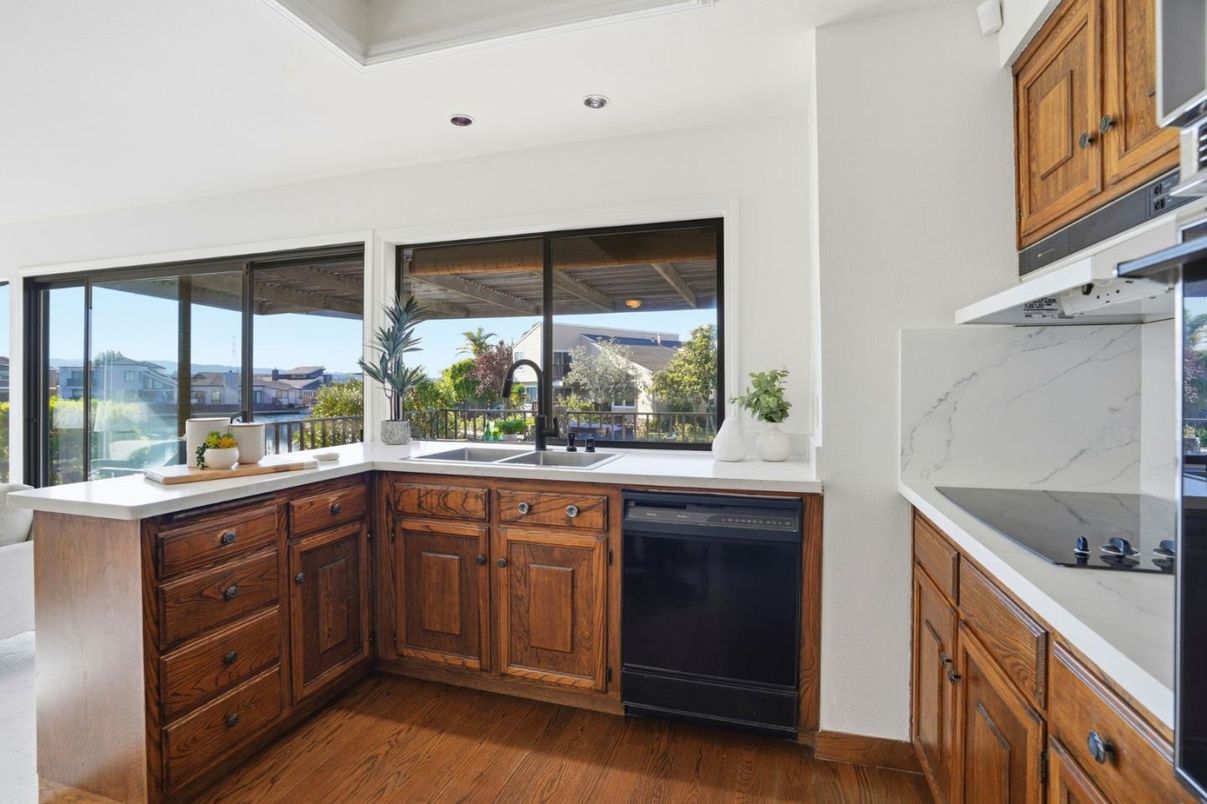 Interior, Kitchen, Marble Walls, Recessed Lighting, Wood Texture Flooring