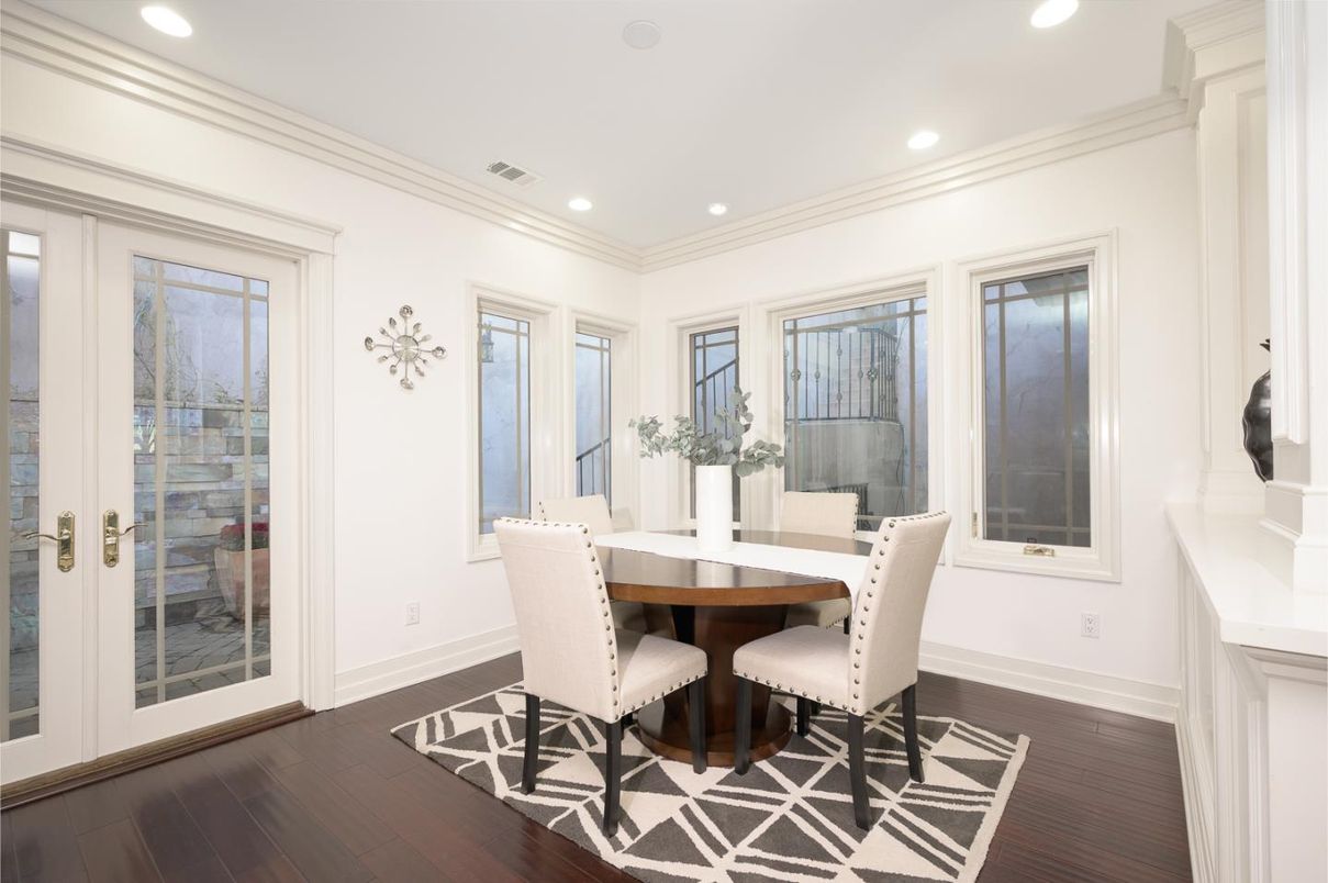 Dining room, Interior, Recessed Lighting, Wood Texture Flooring