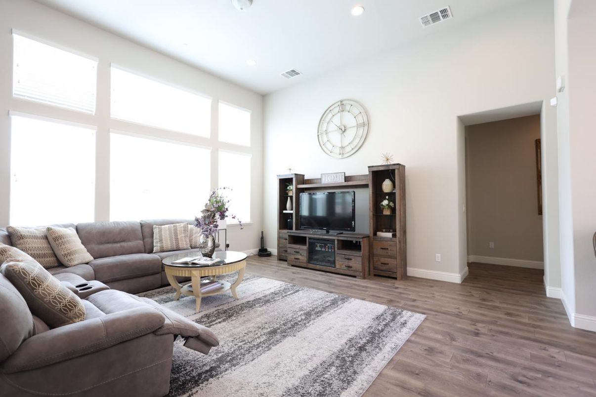 Interior, Living room, Recessed Lighting, Wood Texture Flooring