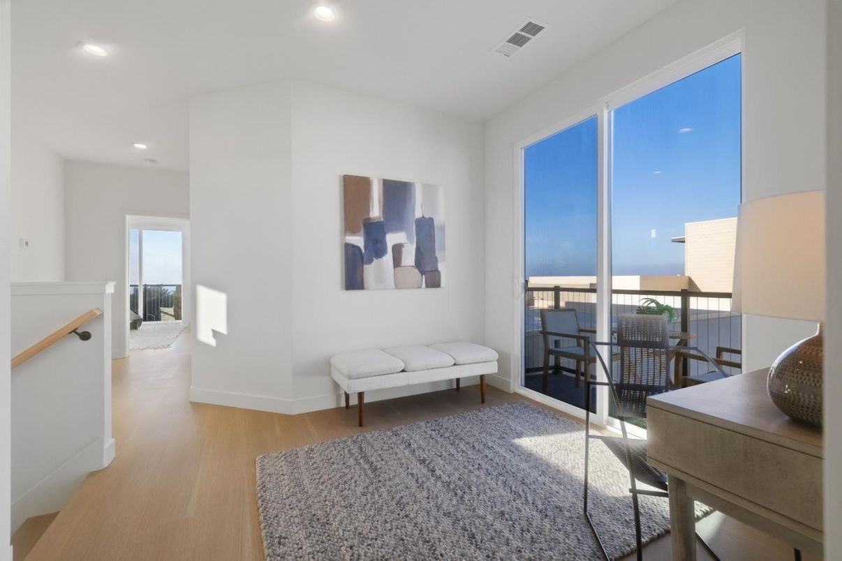 Interior, Recessed Lighting, Water, Wood Texture Flooring
