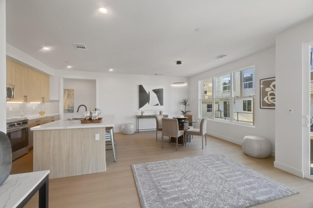 Dining room, Interior, Kitchen, Pendant Lights, Recessed Lighting, Wood Texture Flooring