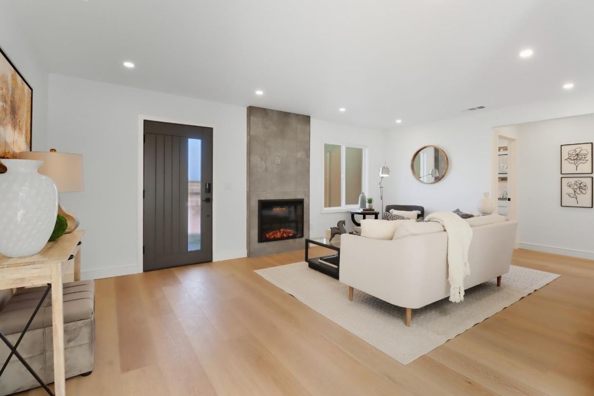 Fireplace, Interior, Living room, Recessed Lighting, Wood Texture Flooring