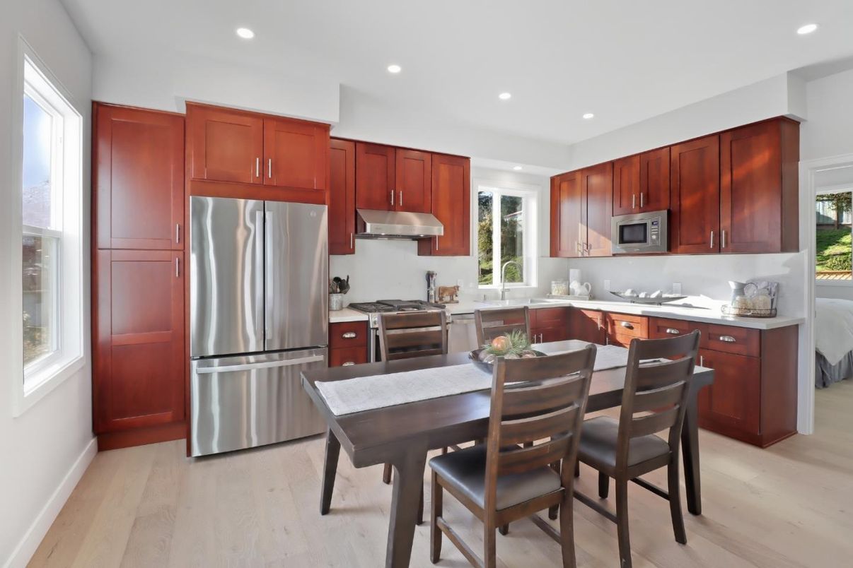 Dining room, Interior, Kitchen, Recessed Lighting, Stainless Steel Appliances, Wood Texture Flooring