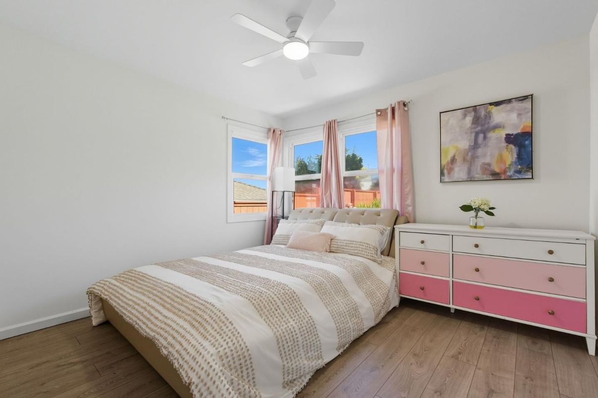 Bedroom, Interior, Wood Texture Flooring