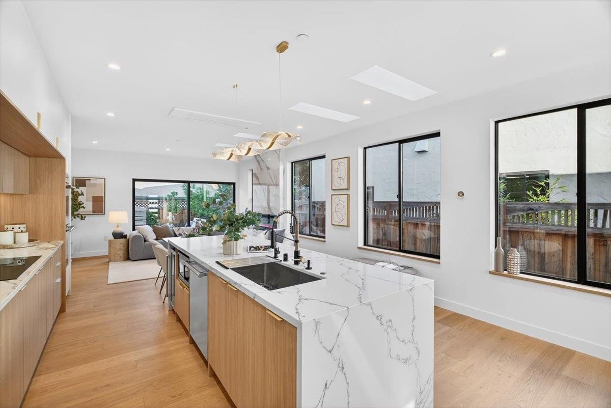 Interior, Kitchen, Pendant Lights, Recessed Lighting, Wood Texture Flooring