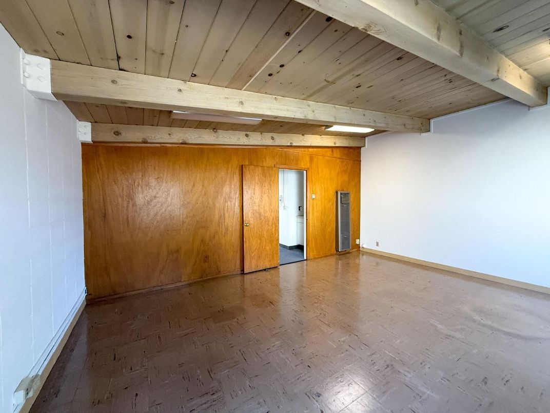 Empty room, Interior, Wooden Beams, Wooden Ceilings, Wood Texture Flooring, Wooden Walls