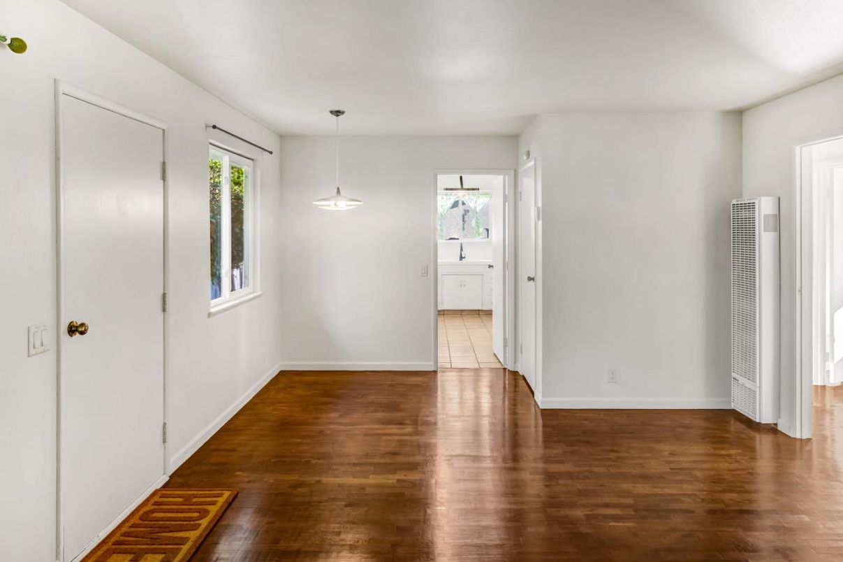 Empty room, Interior, Pendant Lights, Wood Texture Flooring