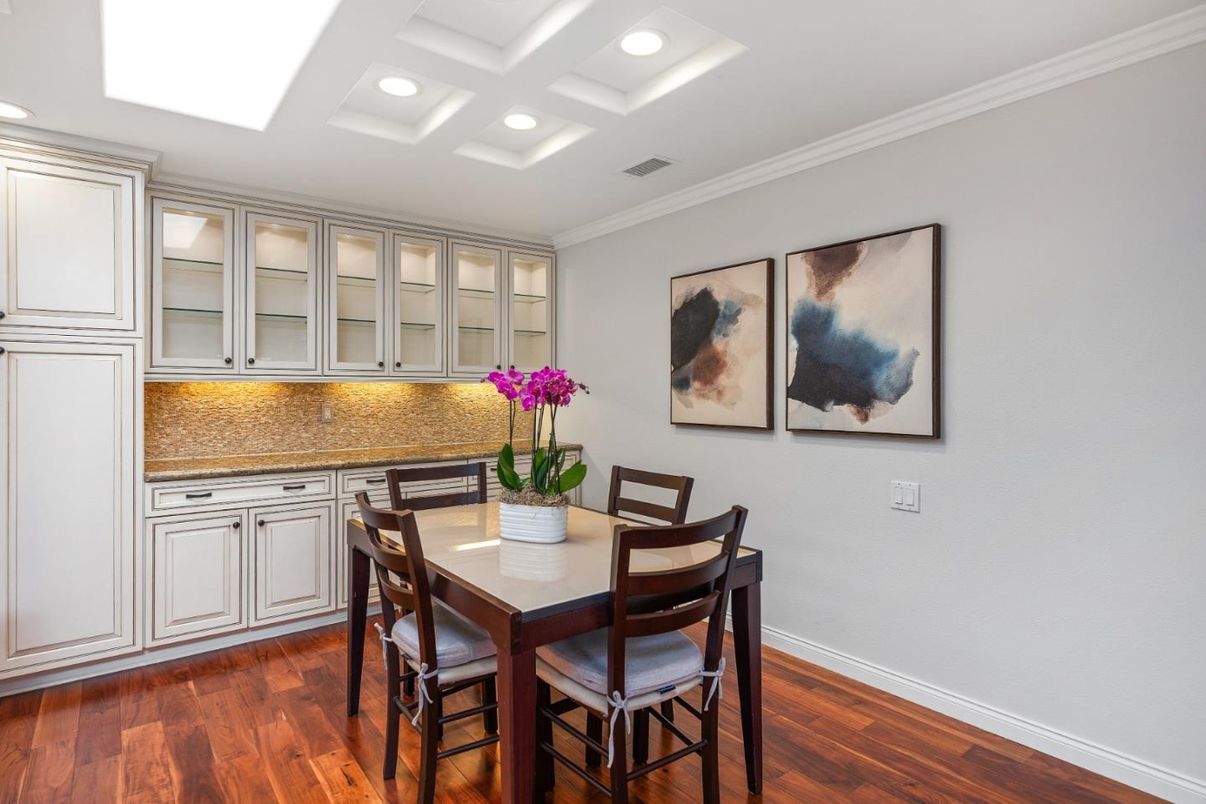 Dining room, Interior, Recessed Lighting, Wood Texture Flooring