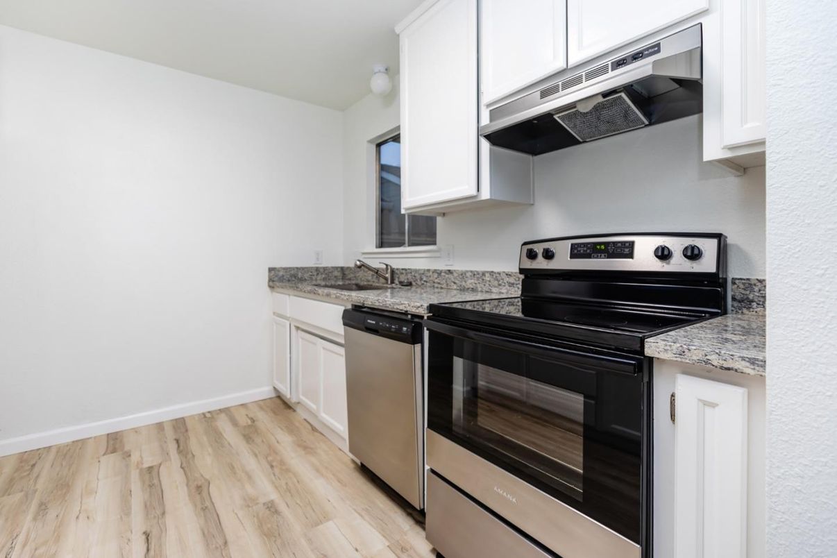 Interior, Kitchen, Stainless Steel Appliances, Wood Texture Flooring
