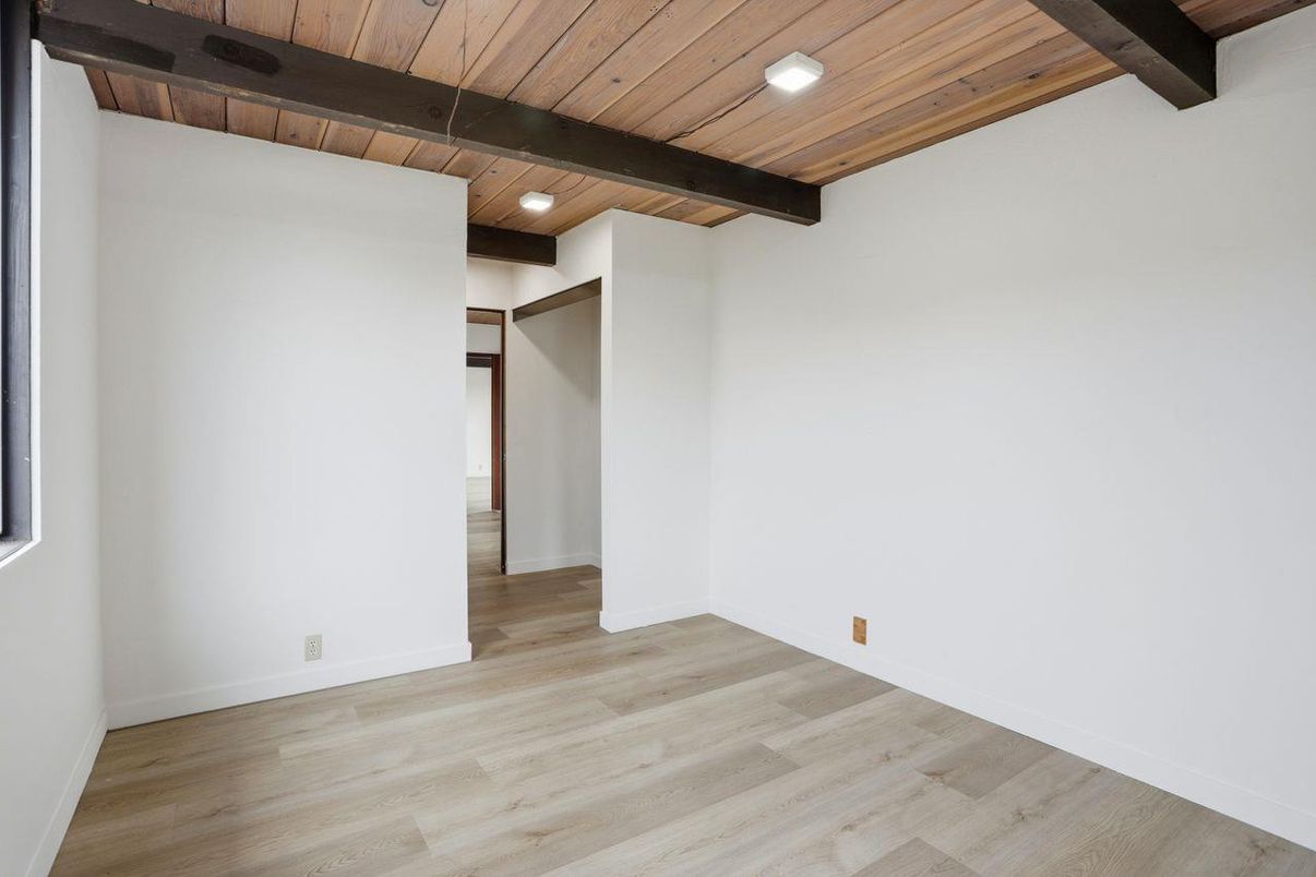 Empty room, Interior, Recessed Lighting, Wooden Beams, Wooden Ceilings, Wood Texture Flooring