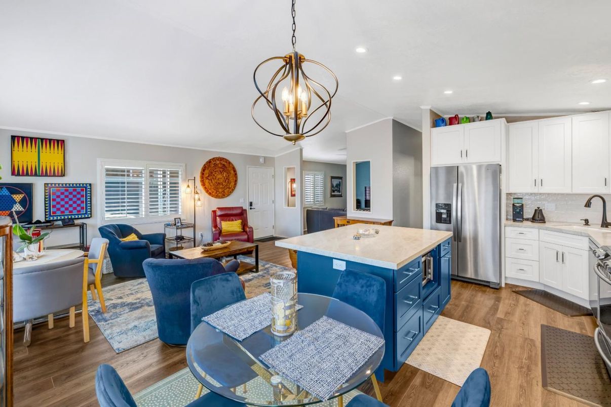 Dining room, Interior, Kitchen, Living room, Pendant Lights, Recessed Lighting, Stainless Steel Appliances, Wood Texture Flooring