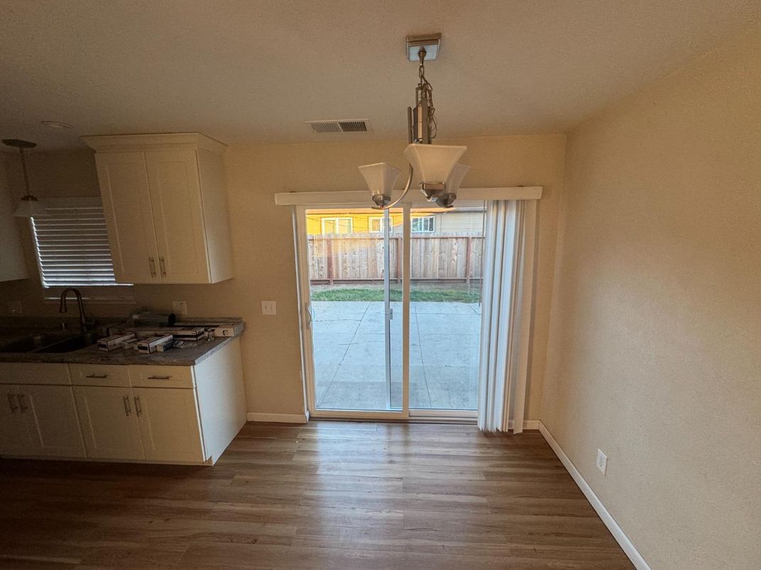 Chandelier, Interior, Kitchen, Wood Texture Flooring