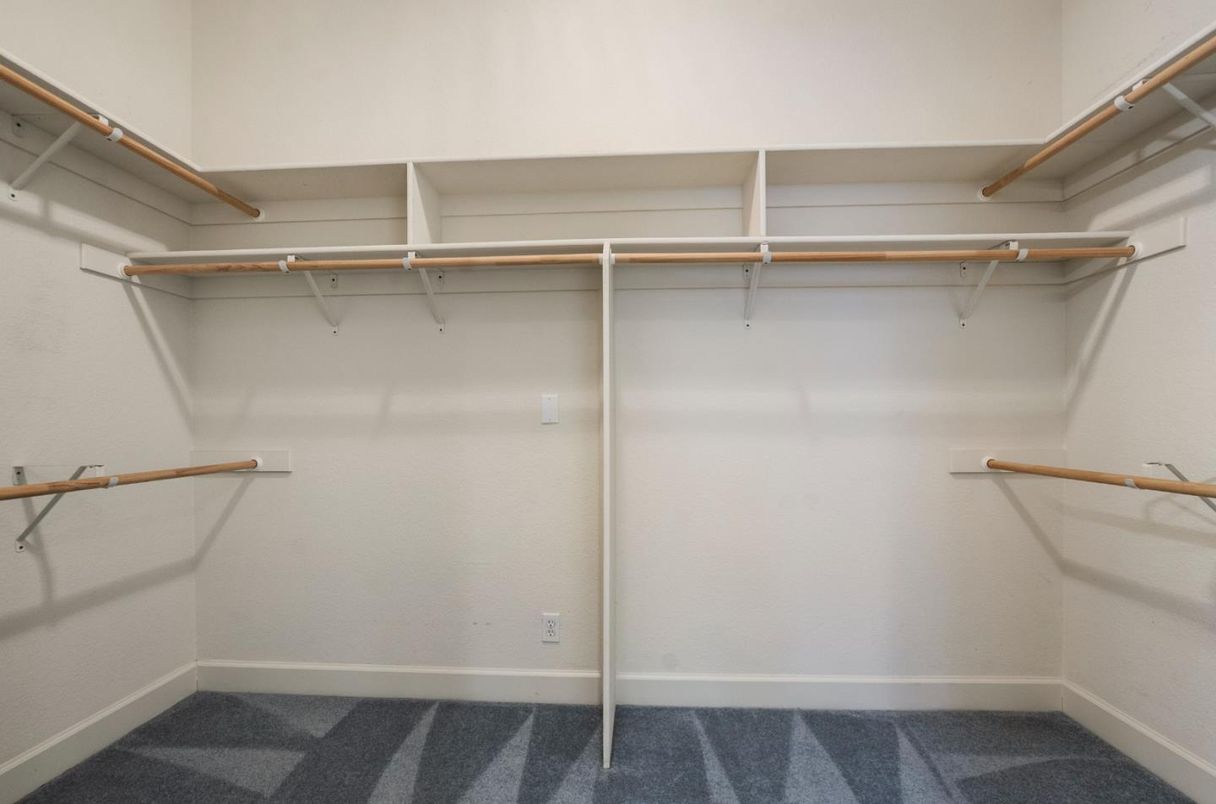 Interior, Walk-in Closets