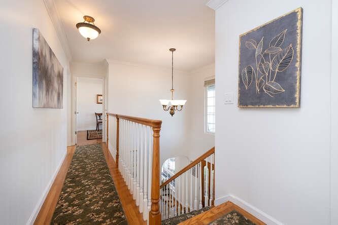 Chandelier, Interior