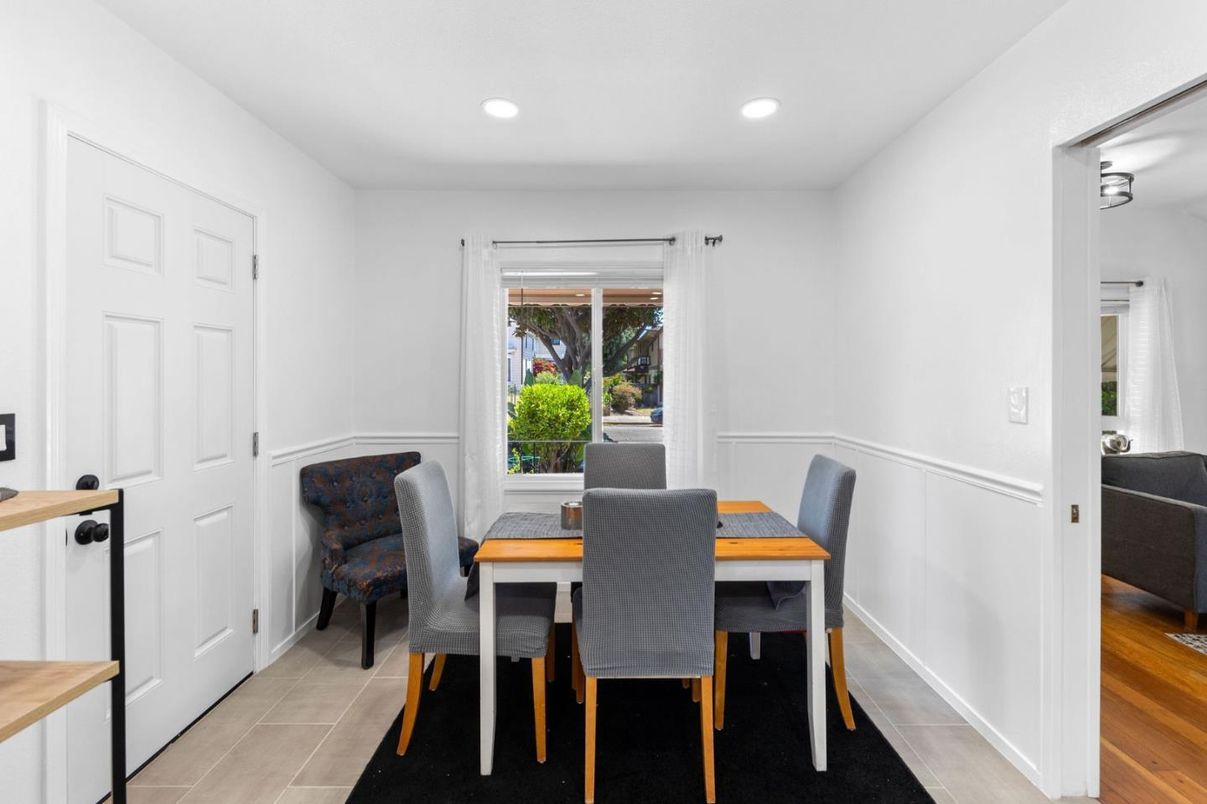 Dining room, Interior, Recessed Lighting, Wood Texture Flooring