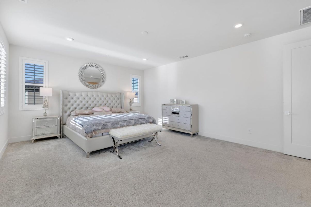 Bedroom, Interior, Recessed Lighting