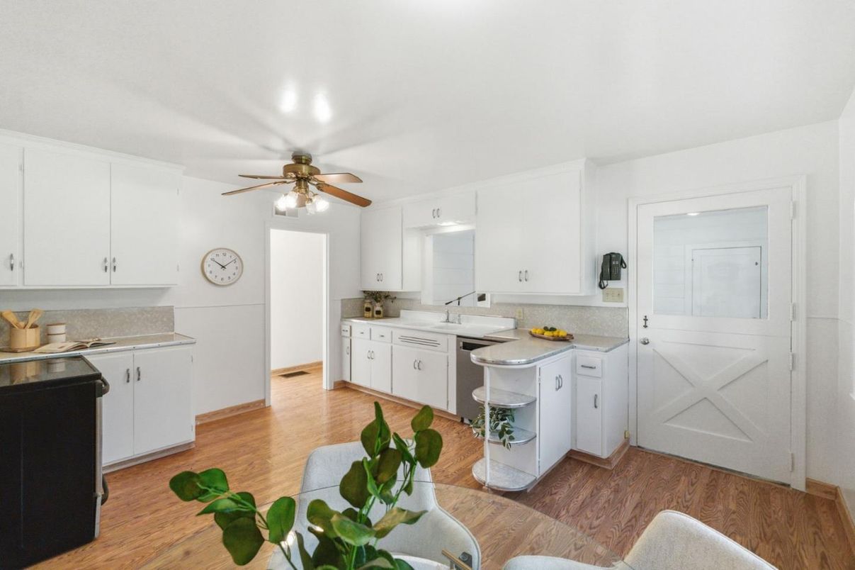 Interior, Kitchen, Wood Texture Flooring