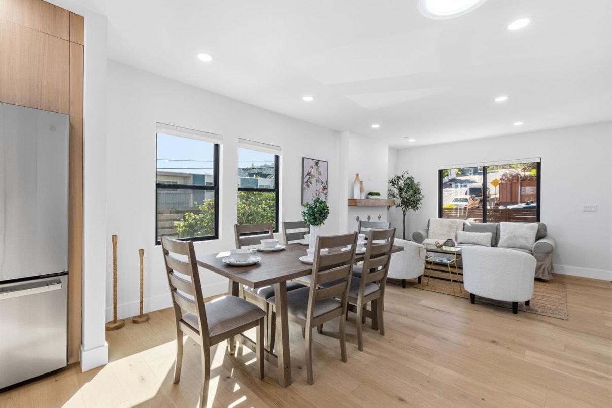 Dining room, Interior, Living room, Recessed Lighting, Wood Texture Flooring