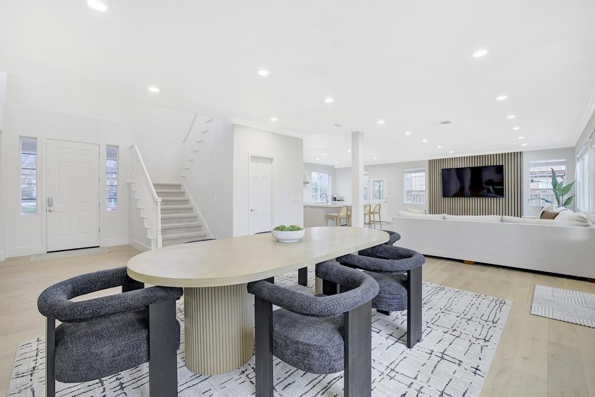 Dining room, Interior, Living room, Recessed Lighting, Wood Texture Flooring