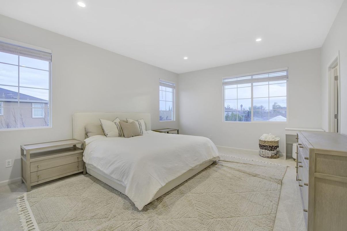 Bedroom, Interior, Recessed Lighting