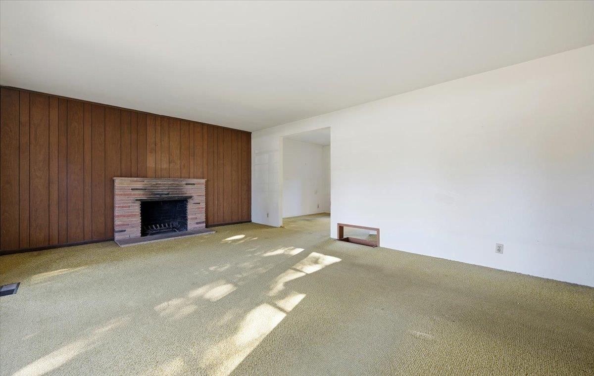 Empty room, Fireplace, Interior, Wooden Walls