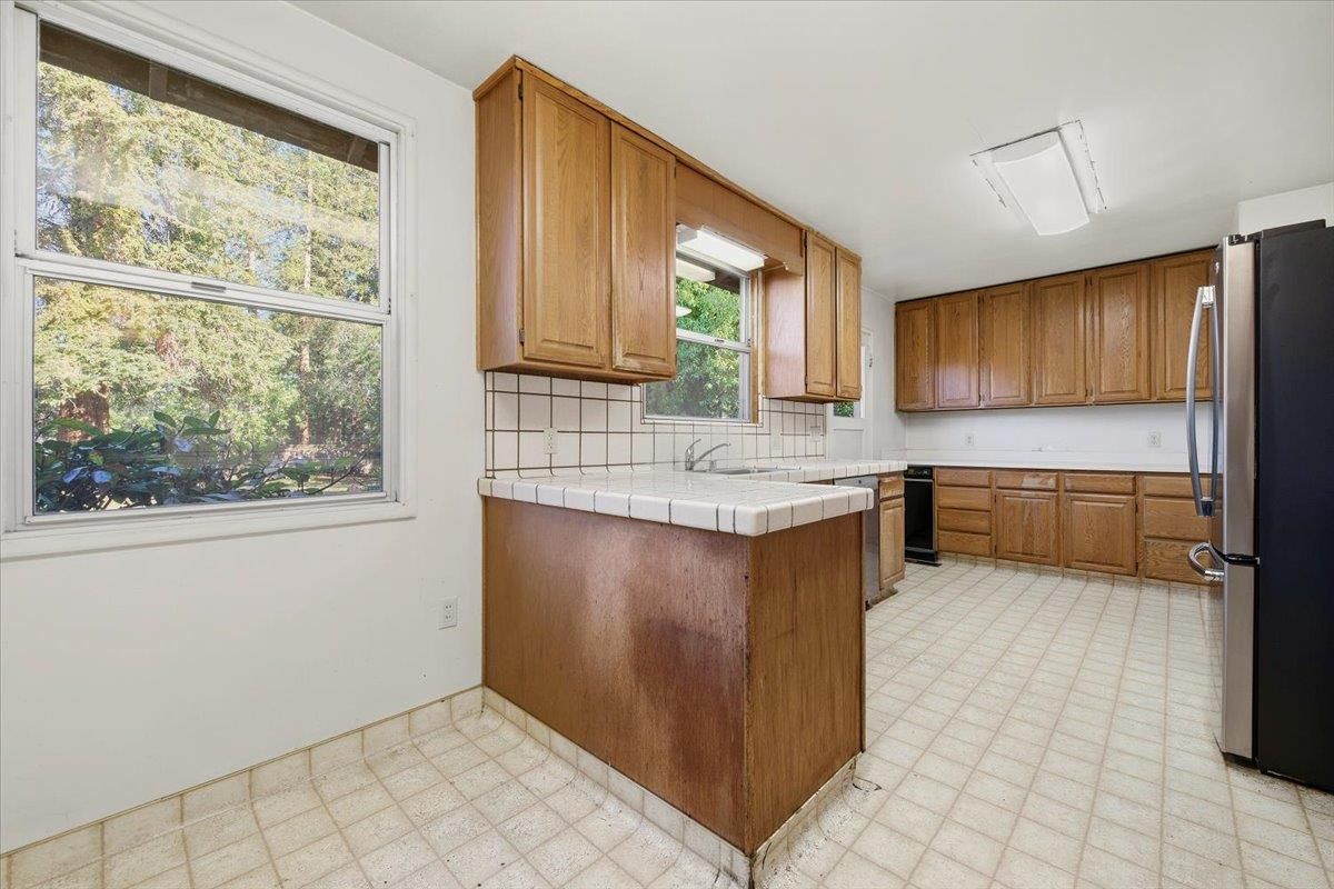 Interior, Kitchen, Tile Countertops