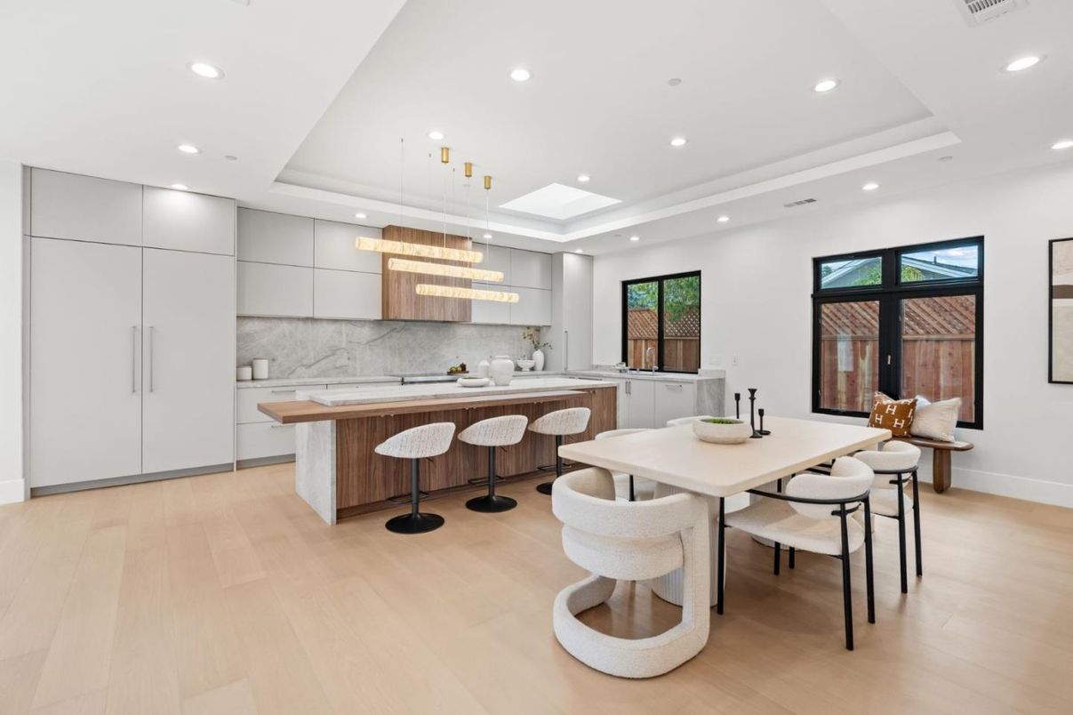 Dining room, Interior, Kitchen, Marble Walls, Pendant Lights, Recessed Lighting, Wood Texture Flooring