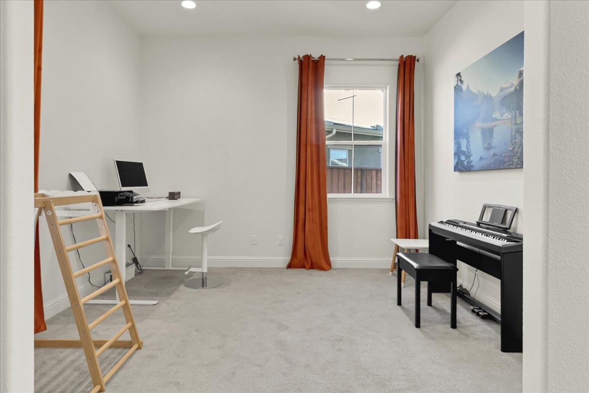 Home Office, Interior, Piano, Recessed Lighting