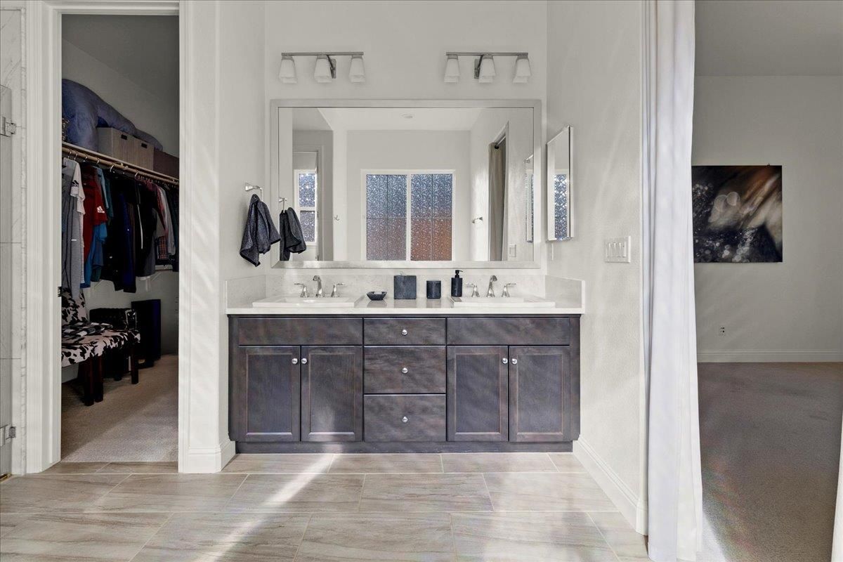 Bathroom, Dual Sink Vanities, Interior, Walk-in Closets