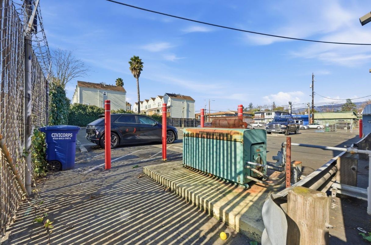 Exterior, Playground