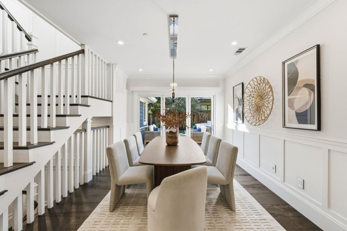 Dining room, Interior, Pendant Lights, Recessed Lighting, Wood Texture Flooring