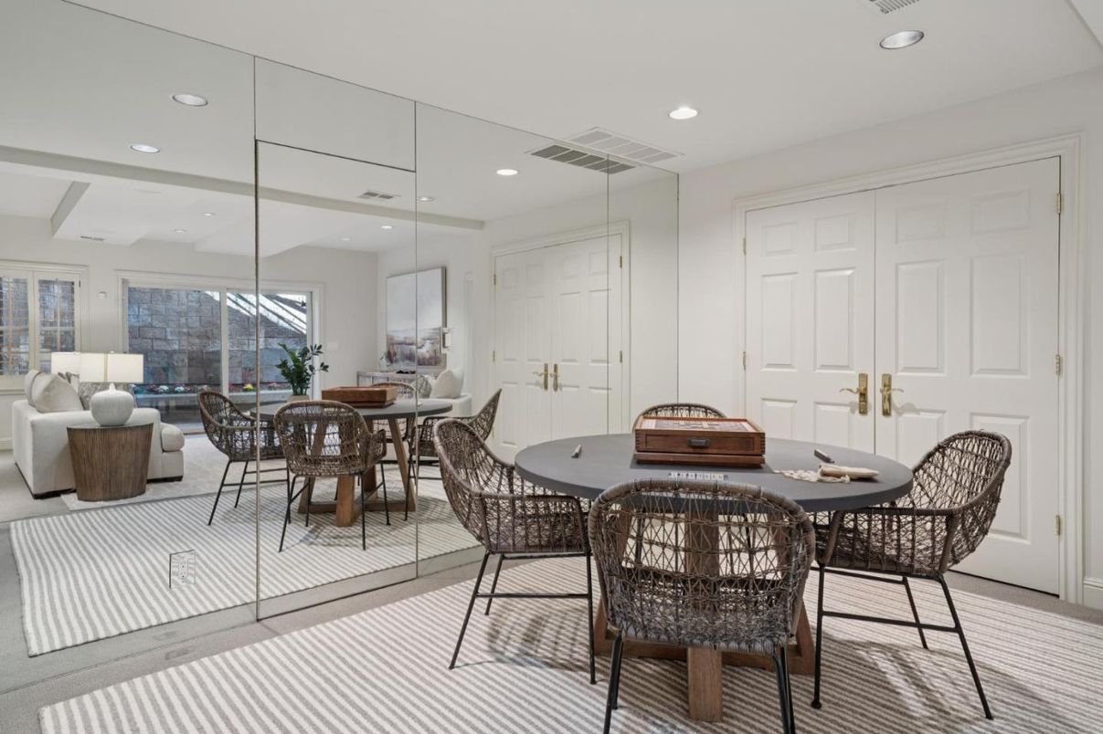 Dining room, Interior, Living room, Recessed Lighting