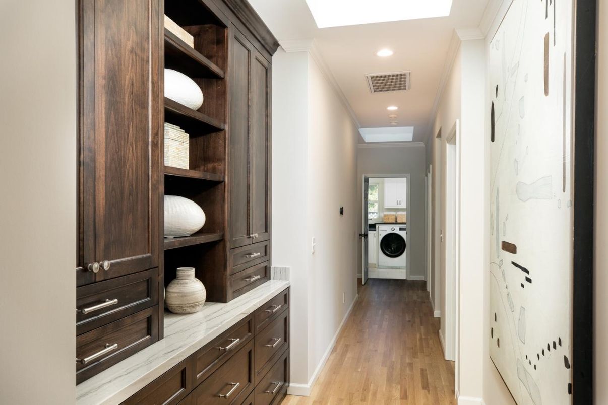 Interior, Recessed Lighting, Utility Closets, Washer, Wood Texture Flooring