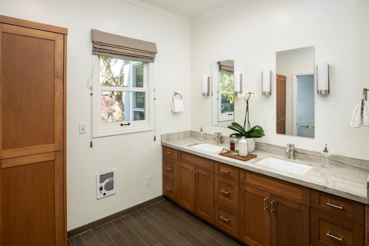 Bathroom, Dual Sink Vanities, Interior, Wood Texture Flooring