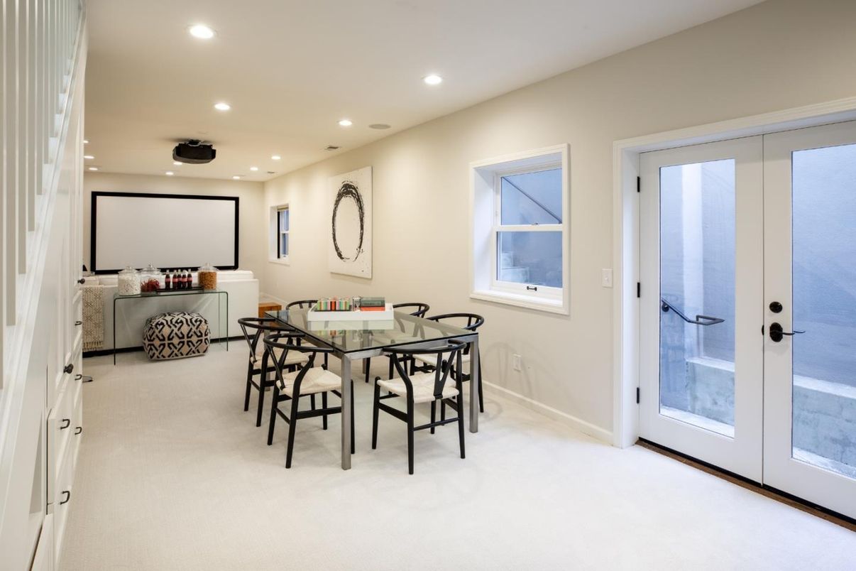 Dining room, Interior, Projection Screen, Recessed Lighting